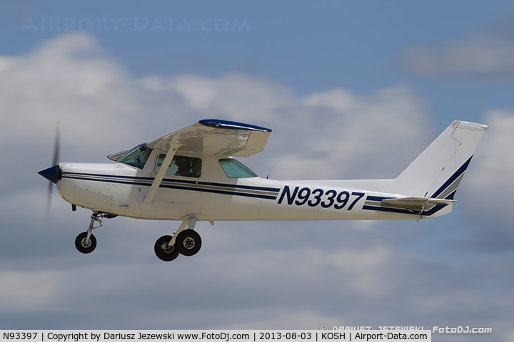 N93397, 1981 Cessna 152 C/N 15285479, Cessna 152  C/N 15285479, N93397