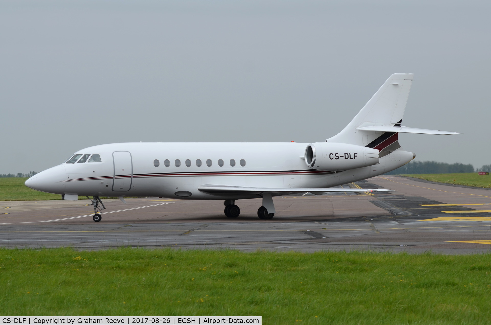 CS-DLF, 2007 Dassault Falcon 2000EX C/N 134, Just landed at Norwich.