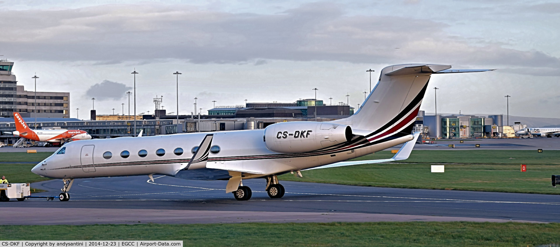 CS-DKF, 2006 Gulfstream Aerospace GV-SP (G550) C/N 5099, been towed onto the [FBO ex ramp] @ egcc