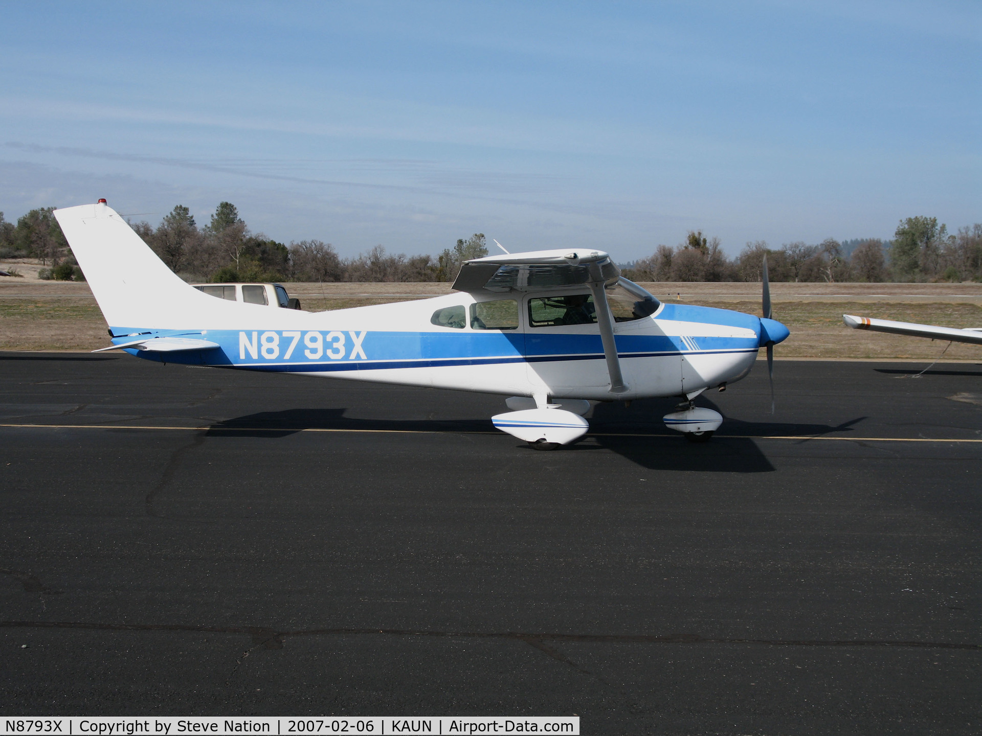 N8793X, 1961 Cessna 182D Skylane C/N 182-53193, Locally-based 1961 Cessna 182D Skylane taxiing to ramp @ Auburn Municipal Airport, CA
