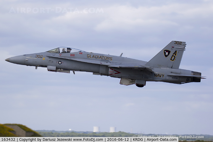 163432, 1987 McDonnell Douglas F/A-18C Hornet C/N 628/C006, F/A-18C Hornet 163432 AB-310 from VFA-136 