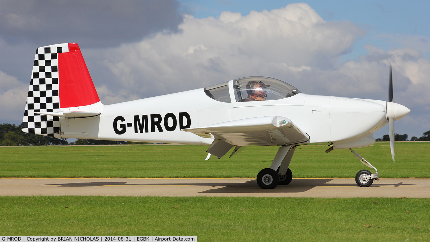 G-MROD, 2007 Vans RV-7A C/N PFA 323-14432, LAA fly in. Sywell