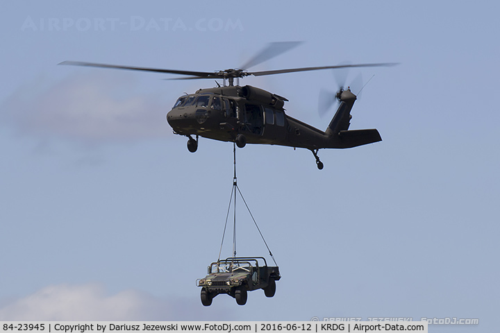 84-23945, Sikorsky UH-60A Blackhawk C/N 70-0770, UH-60A Blackhawk 84-23945  from 1/126th Avn  Quonset Point ANGS, RI