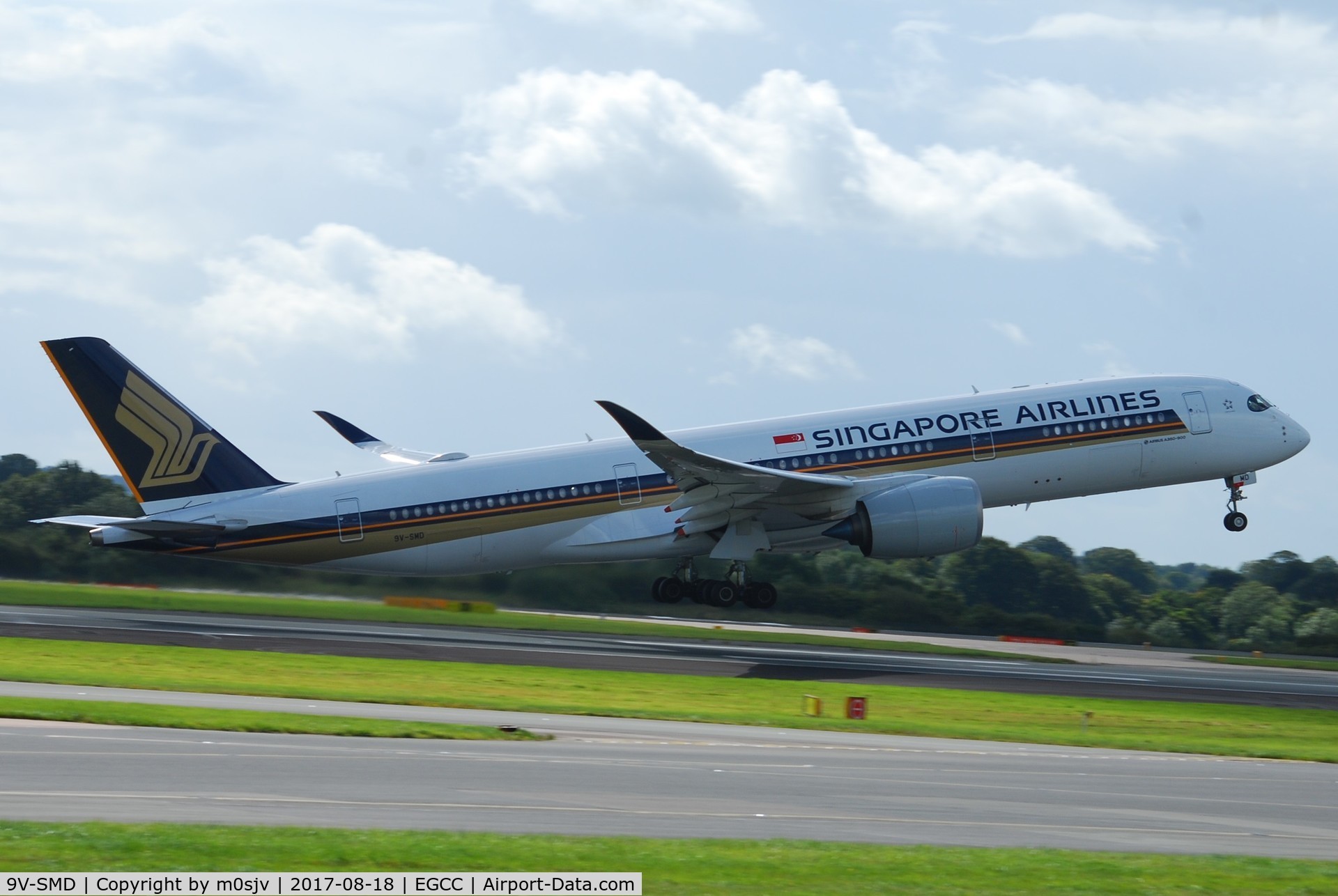 9V-SMD, 2016 Airbus A350-941 C/N 037, Singapore Airline A350 on take off from Manchester
