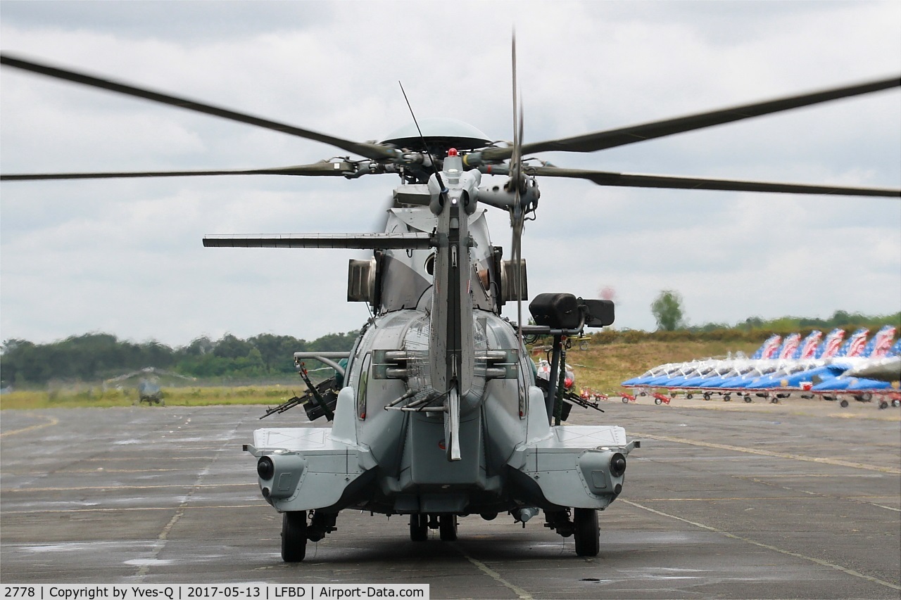 2778, 2012 Eurocopter EC-725R2 Caracal C/N 2778, Eurocopter EC-725R2 Caracal, Taxiing to holding point, Bordeaux-Mérignac Air Base 106 (LFBD-BOD) Open day 2017