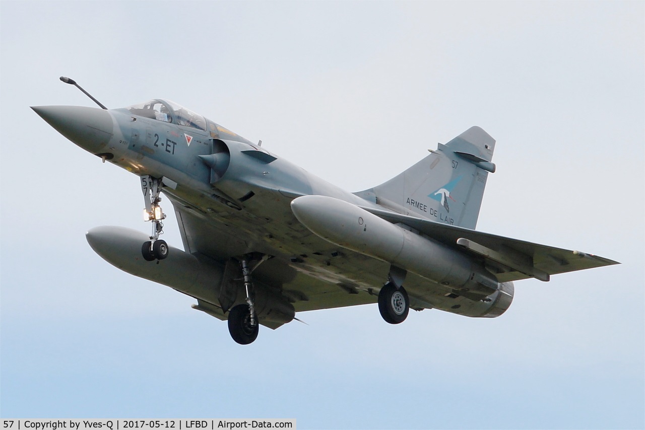 57, Dassault Mirage 2000-5F C/N 257, Dassault Mirage 2000-5F, Short approach rwy 23, Bordeaux-Mérignac airport (LFBD-BOD)