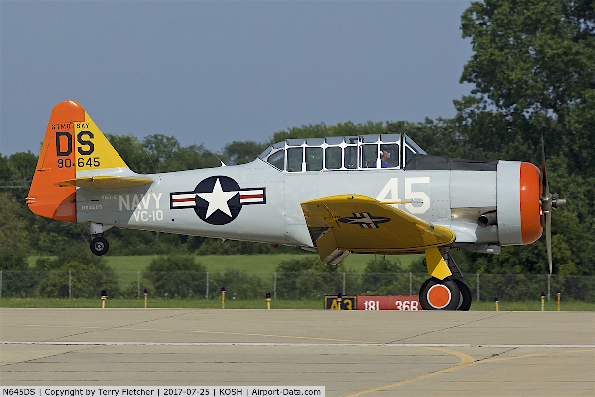 N645DS, 1944 North American SNJ-5 Texan Texan C/N 88-17678, at 2017 AirVenture at Oshkosh