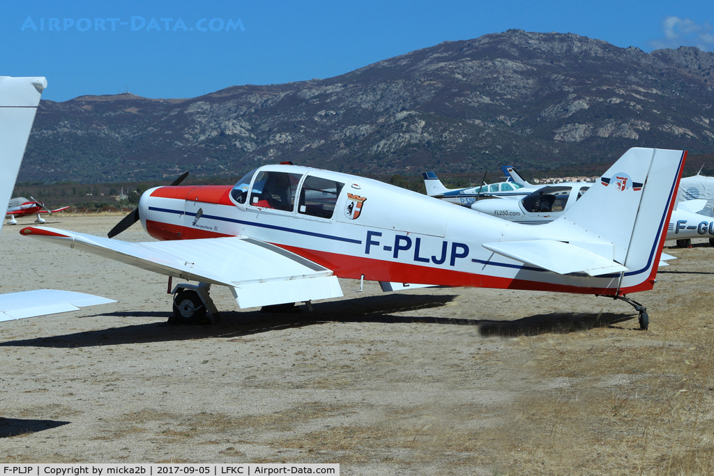 F-PLJP, SAN Jodel D-140E Mousquetaire IV C/N 452, Parked