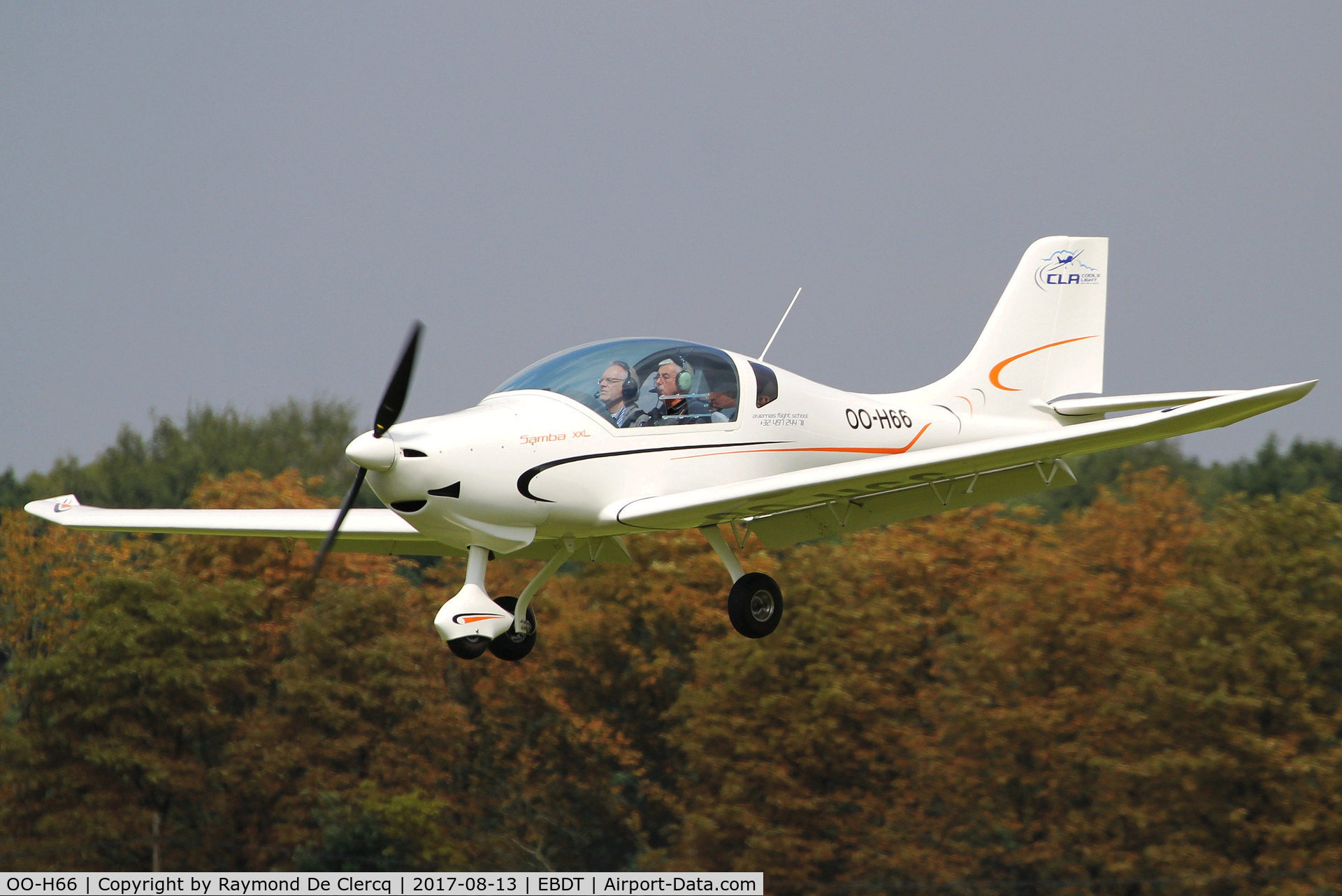 OO-H66, 2016 Distar Samba XXL C/N SAXLD104, Oldtimer Fly in Schaffen.