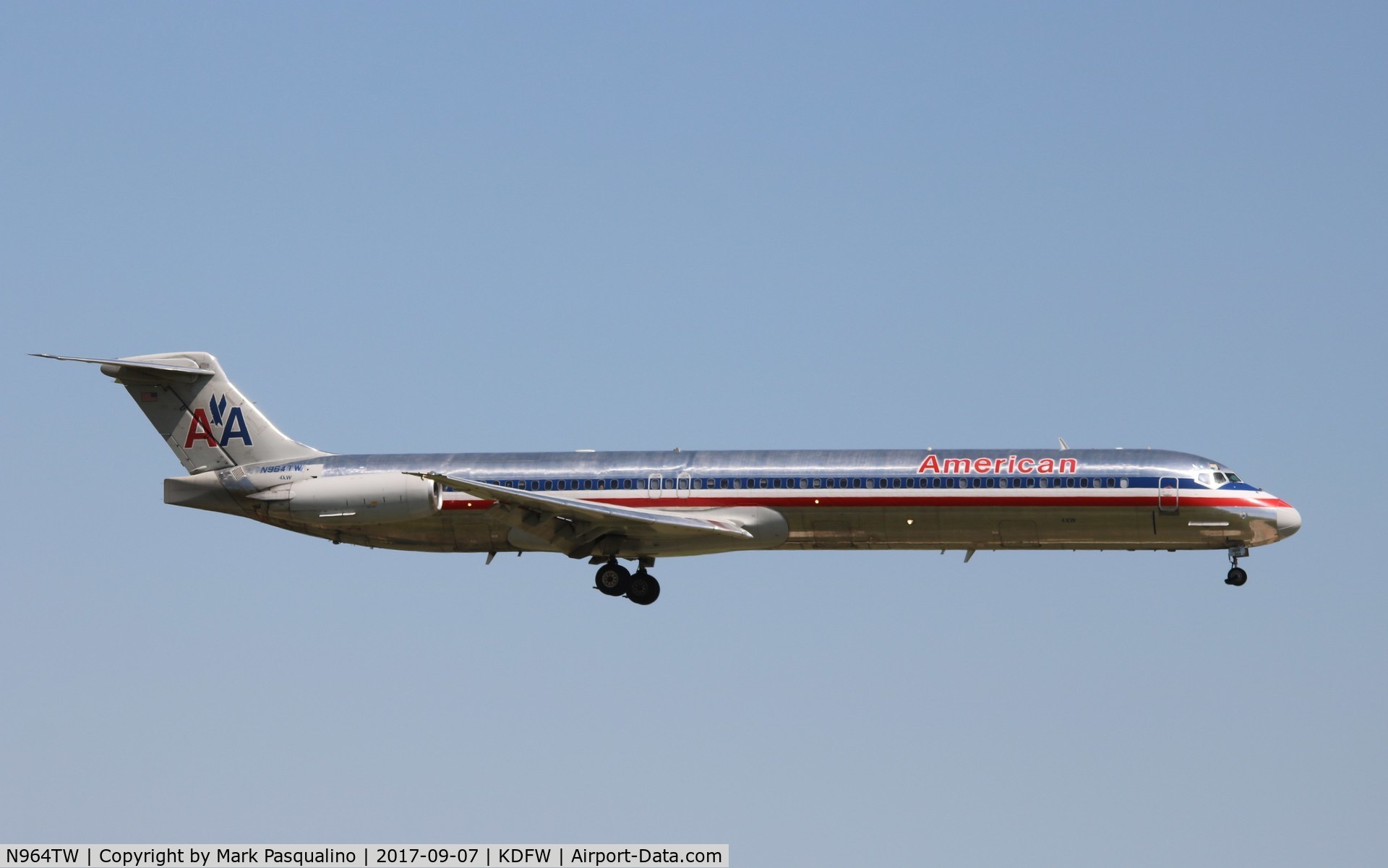 N964TW, 1999 McDonnell Douglas MD-83 (DC-9-83) C/N 53614, MD-83