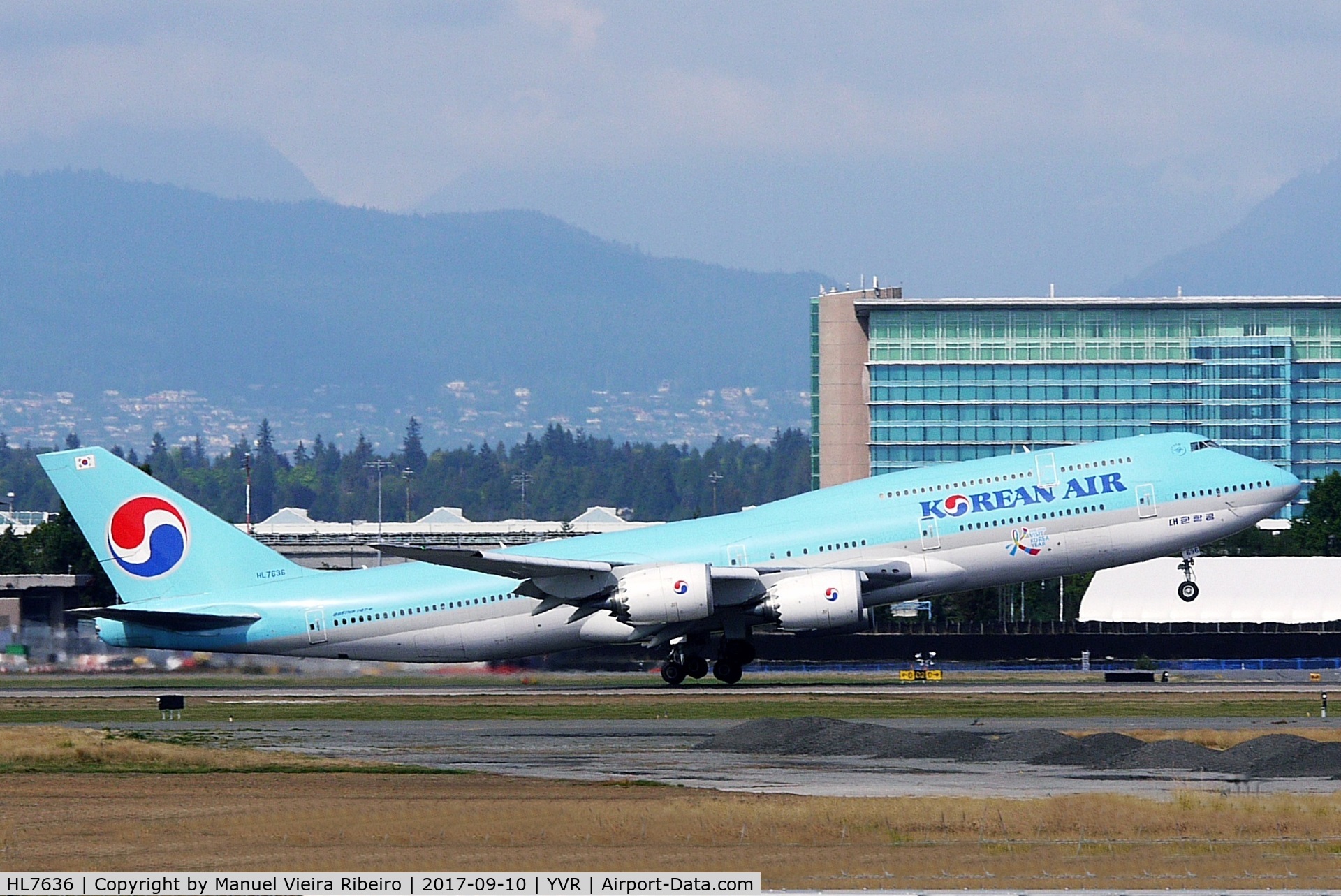HL7636, 2015 Boeing 747-8B5 C/N 60407, Departure from Vancouver