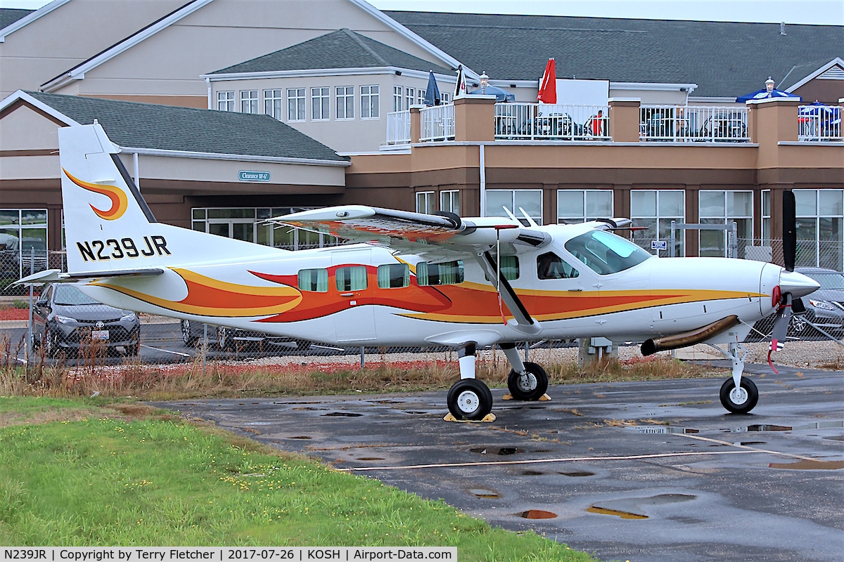 N239JR, 2003 Cessna 208 C/N 20800368, At 2017 EAA AirVenture at Oshkosh