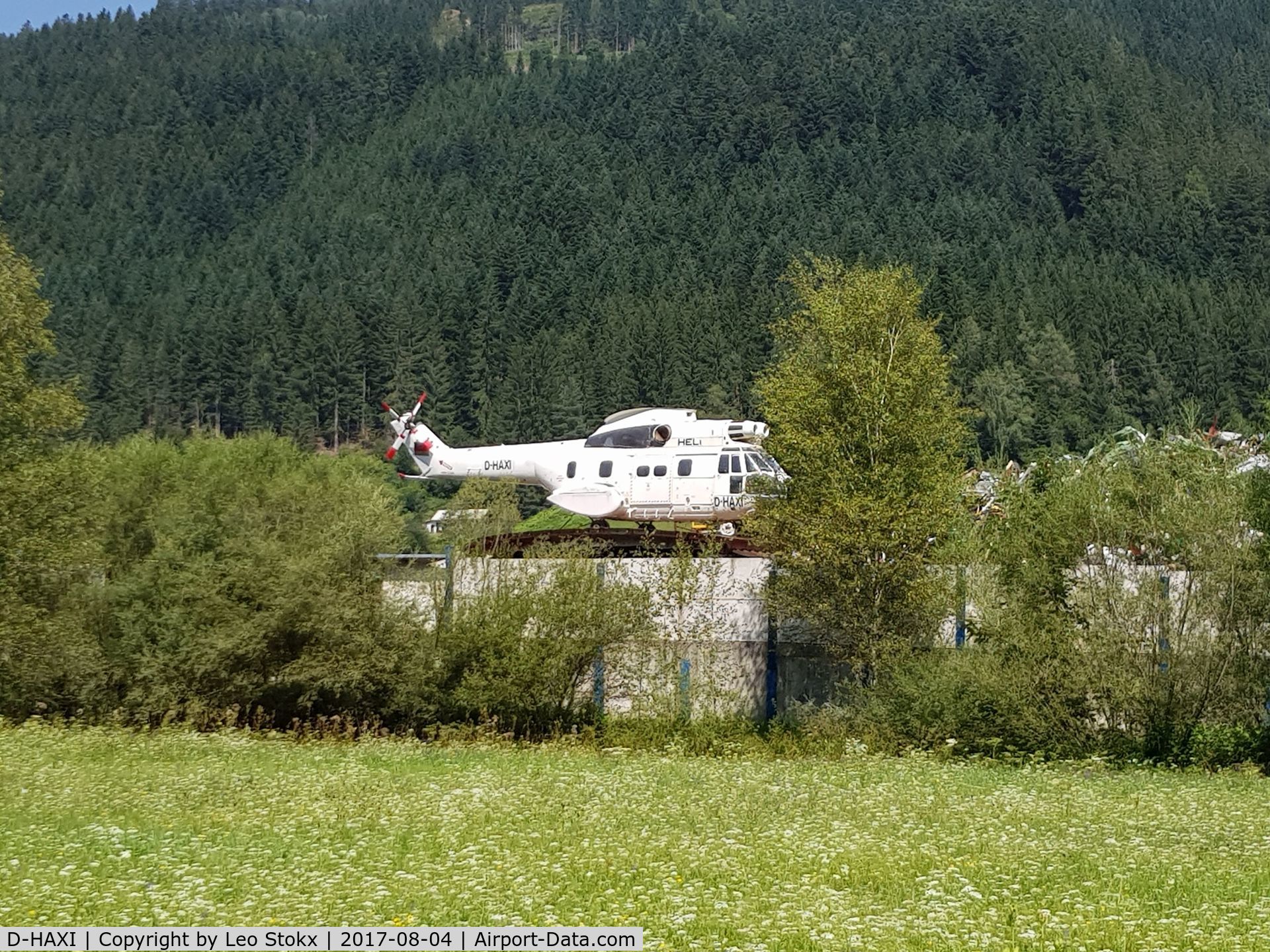 D-HAXI, Aérospatiale SA-330J Puma C/N 1429, D-HAXI with blades missing, detected at a scrap metal yard near Radstadt (Salzburgerland), Austria.