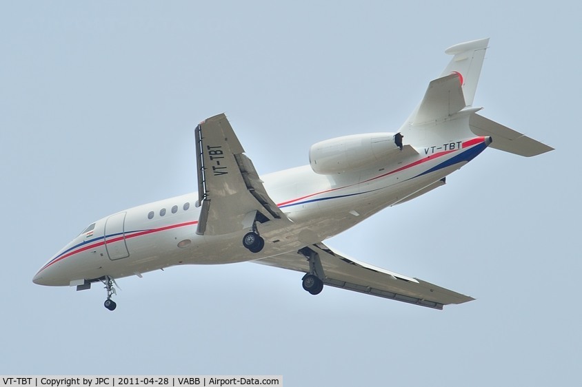 VT-TBT, 1997 Dassault Falcon 2000 C/N 49, Approaching to land