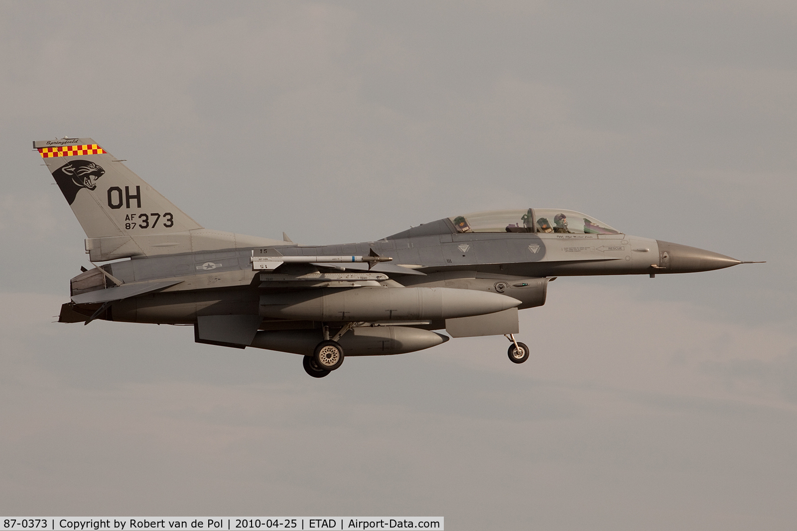 87-0373, 1987 General Dynamics F-16D Fighting Falcon C/N 5D-67, 2010-04-25 ETAD 87-0373/OH F-16D 162nd FS/ 178th FW OH ANG