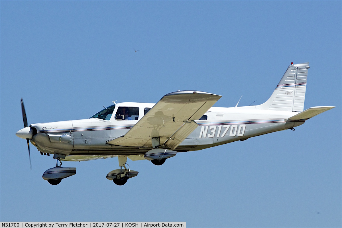 N31700, 1978 Piper PA-32-300 Cherokee Six Cherokee Six C/N 32-7840143, At 2017 EAA AirVenture at Oshkosh