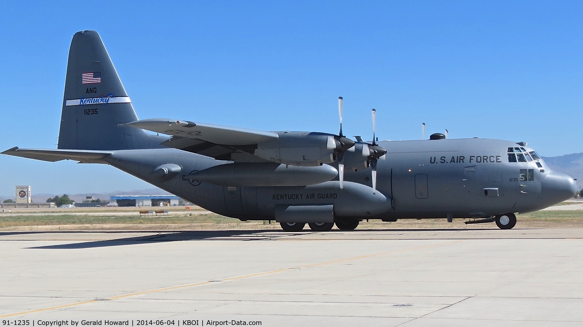 91-1235, 1991 Lockheed C-130H Hercules C/N 382-5285, Taxiing on Bravo for RWY 28L. 123rd Airlift Wing, Kentucky ANG.