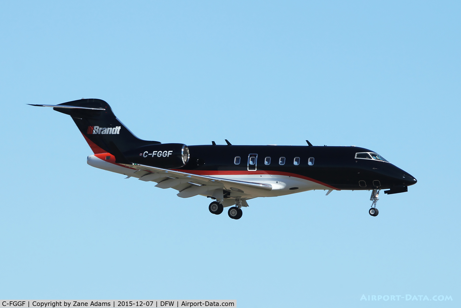 C-FGGF, 2012 Bombardier Challenger 300 (BD-100-1A10) C/N 20381, Arriving at DFW Airport