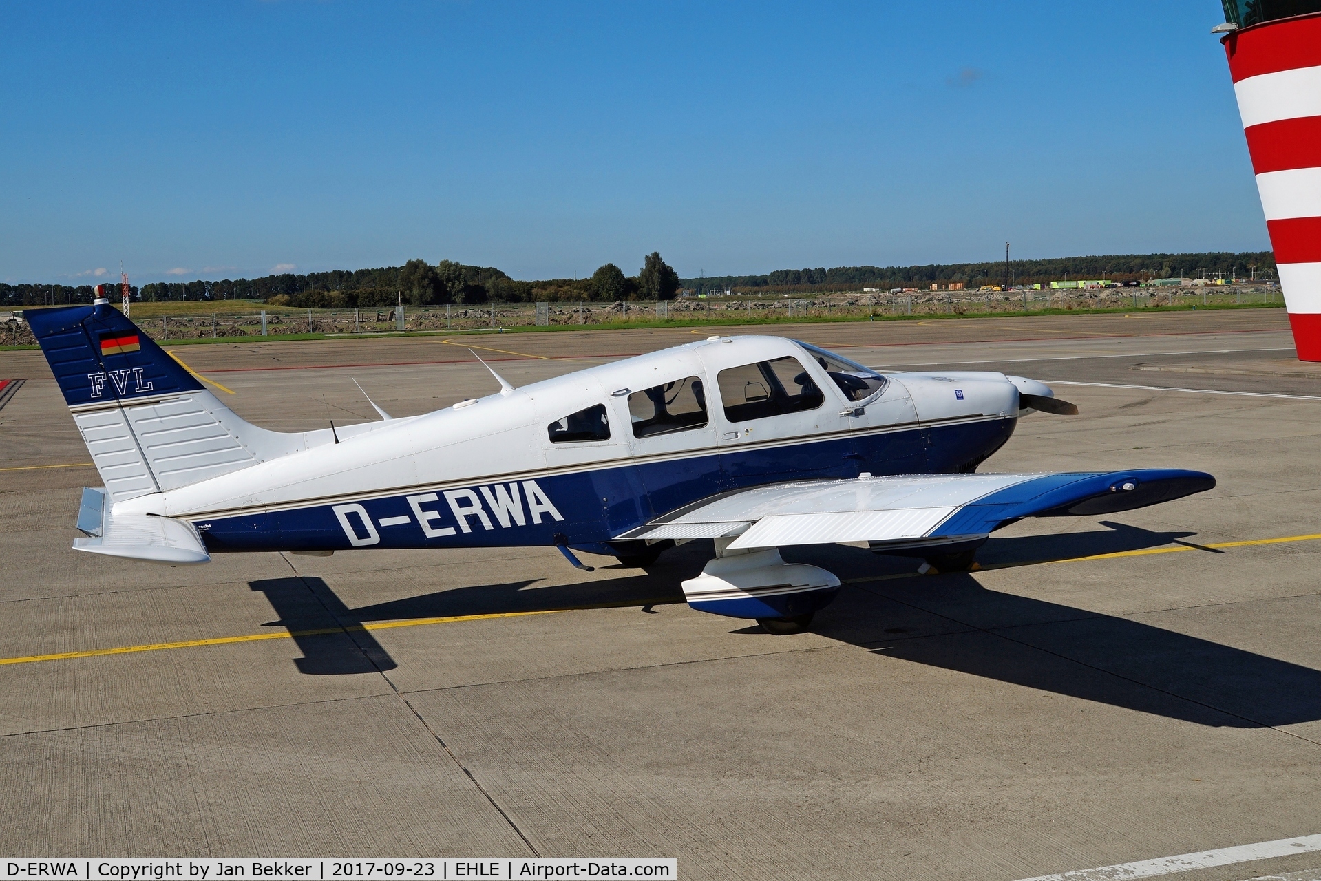 D-ERWA, Piper PA-28-181 Archer II C/N 28-8590078, Lelystad Airport