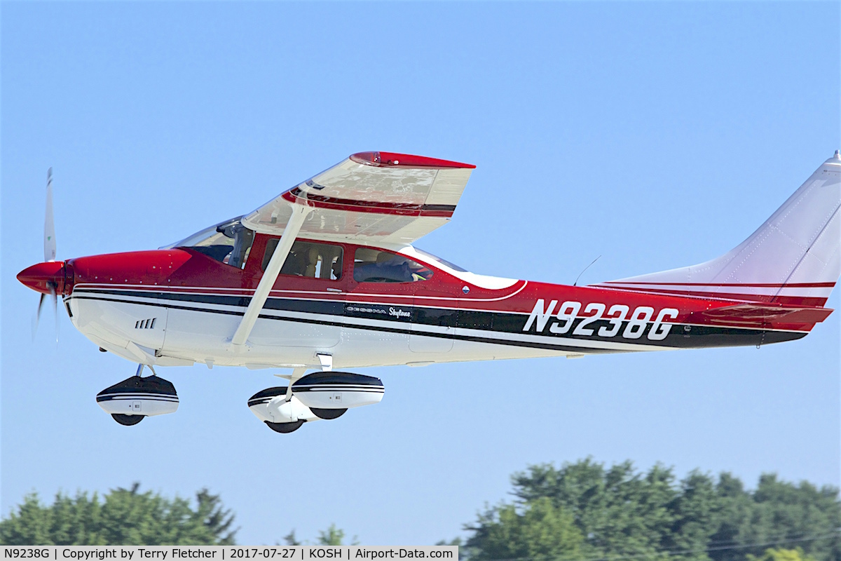 N9238G, 1971 Cessna 182N Skylane C/N 18260778, At 2017 EAA AirVenture at Oshkosh