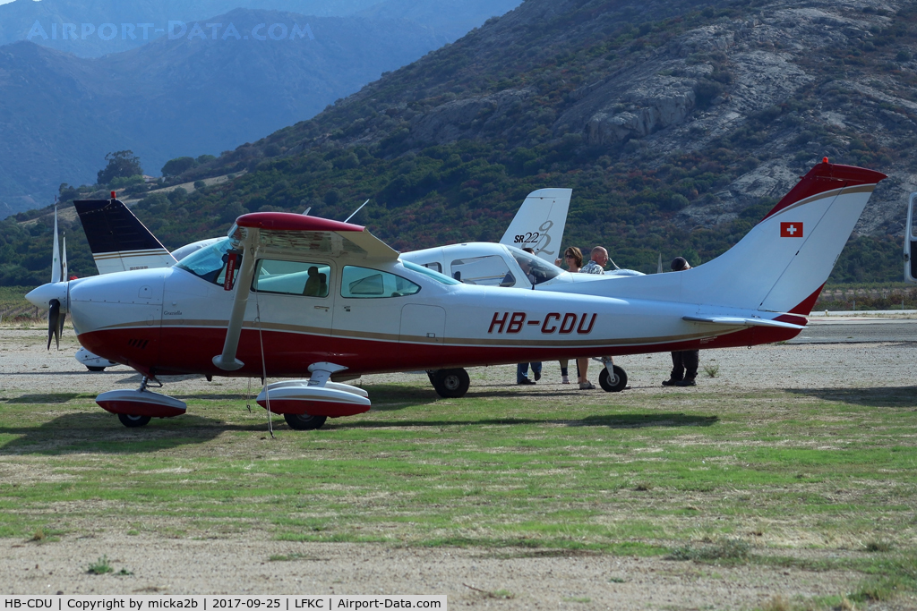 HB-CDU, 1974 Cessna 182P Skylane C/N 18262790, Parked