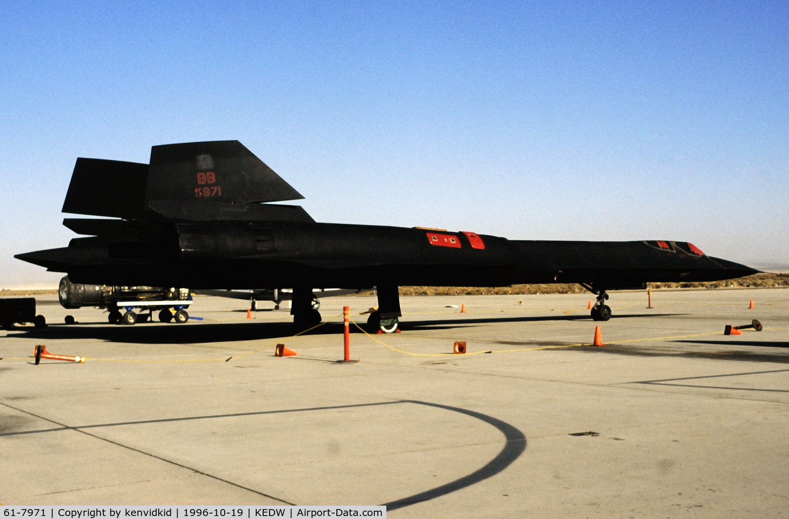 61-7971, Lockheed SR-71A Blackbird C/N 2022, On static display at the Edwards Open House 1996.