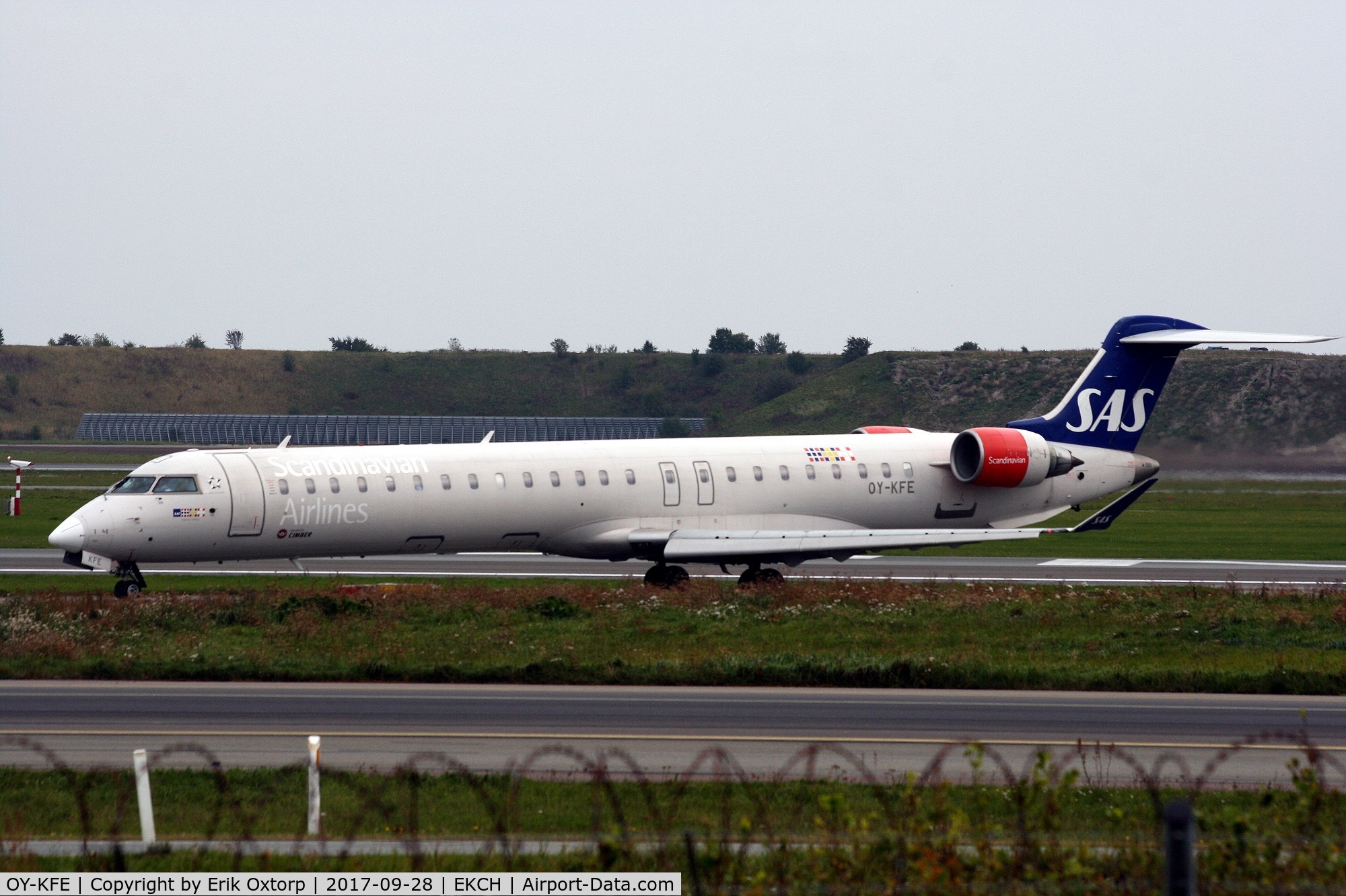 OY-KFE, 2009 Bombardier CRJ-900ER (CL-600-2D24) C/N 15224, OY-KFE landed rw 04L