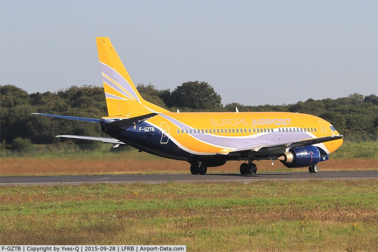 F-GZTB, 1999 Boeing 737-33V C/N 29336, Boeing 737-33V, Take off run rwy 07R, Brest-Bretagne Airport (LFRB-BES)