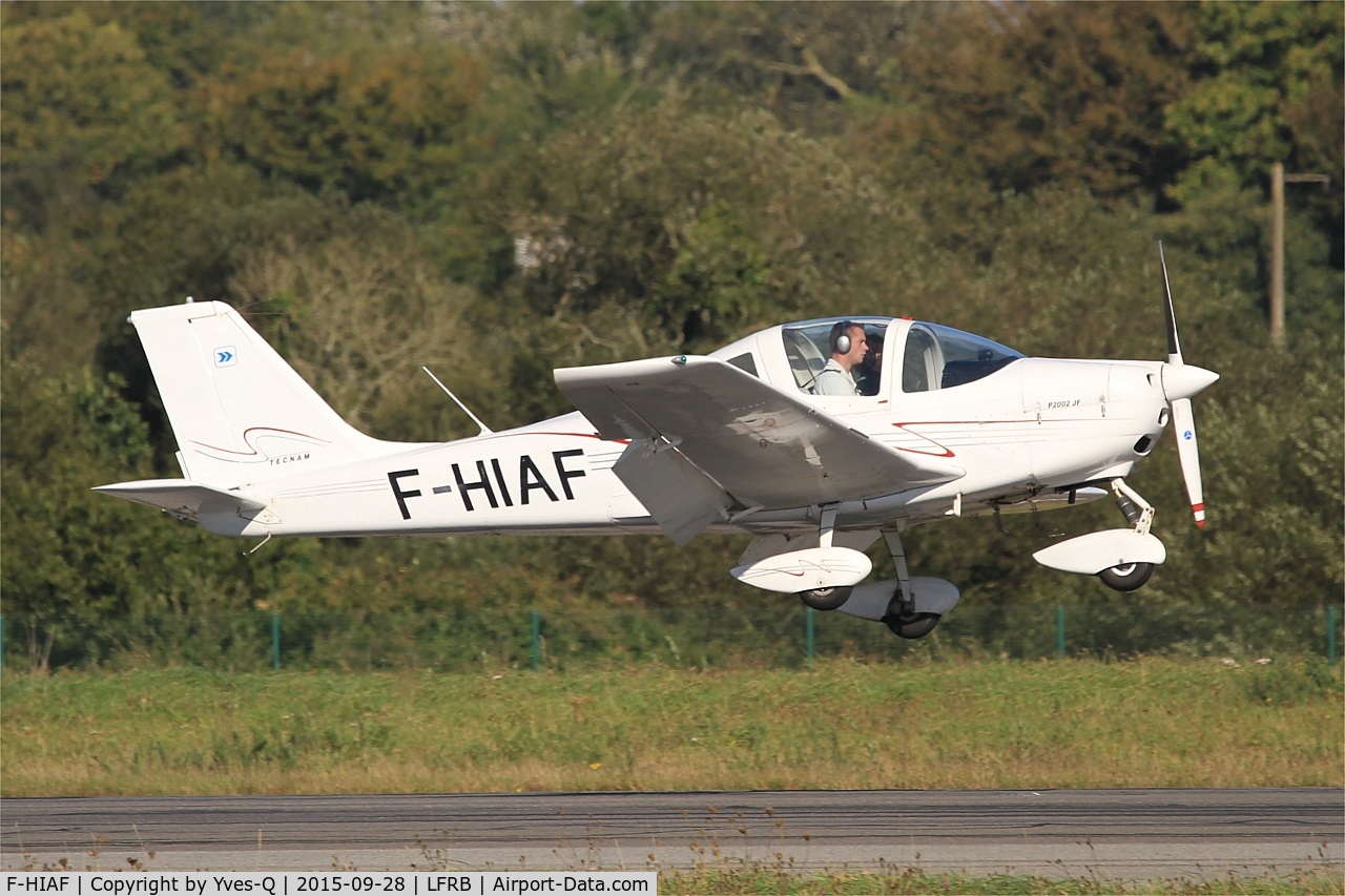 F-HIAF, Tecnam P-2002JF Sierra C/N Not Found F-HIAF, Tecnam P2002 JF, On final rwy 07R, Brest-Bretagne Airport (LFRB-BES)