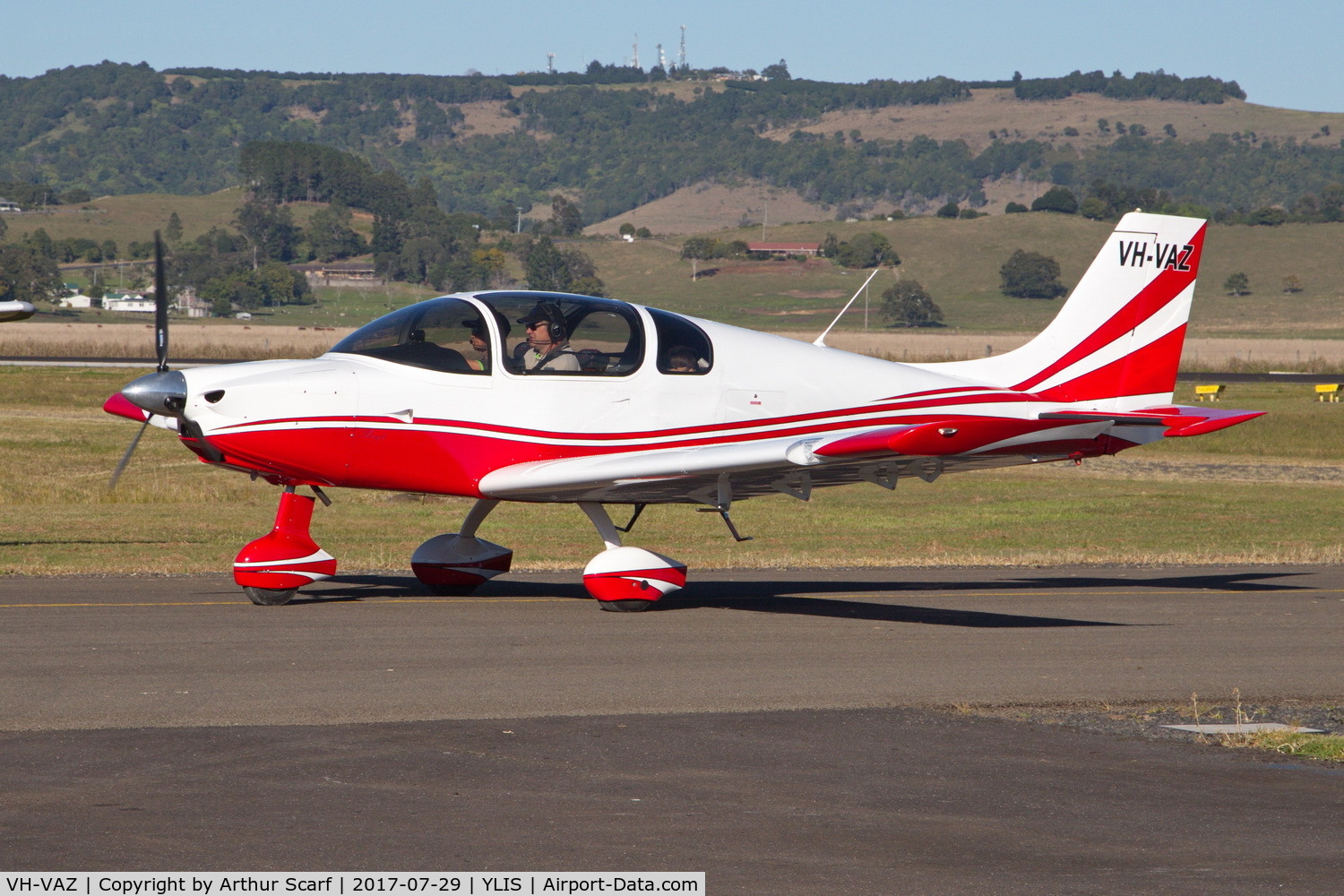 VH-VAZ, 2015 The Airplane Factory Sling 4 C/N 020K, Lismore NSW Aviation Expo 2017