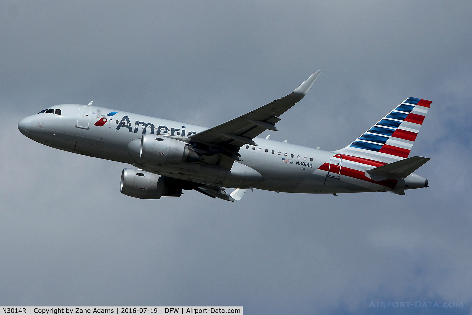 N3014R, 2013 Airbus A319-115 C/N 5842, Departing DFW Airport