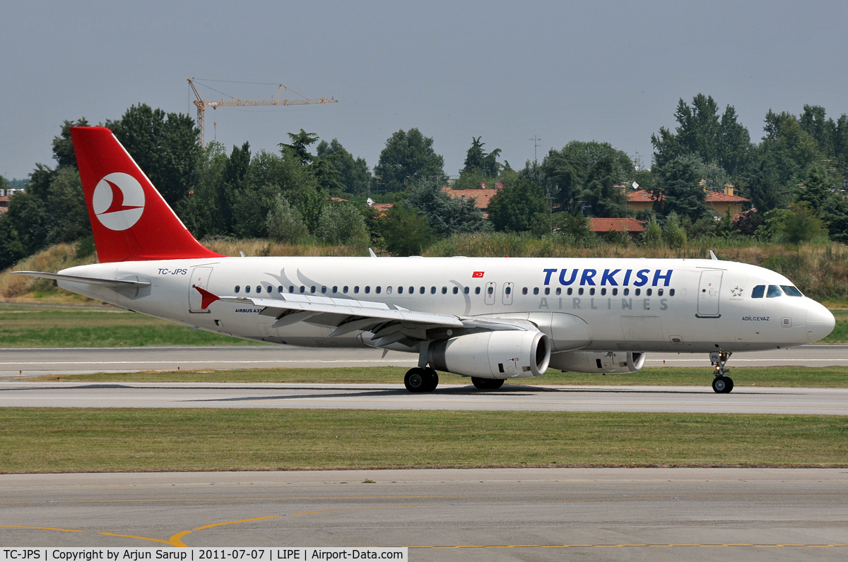 TC-JPS, 2008 Airbus A320-232 C/N 3718, Arrival at Bologna.