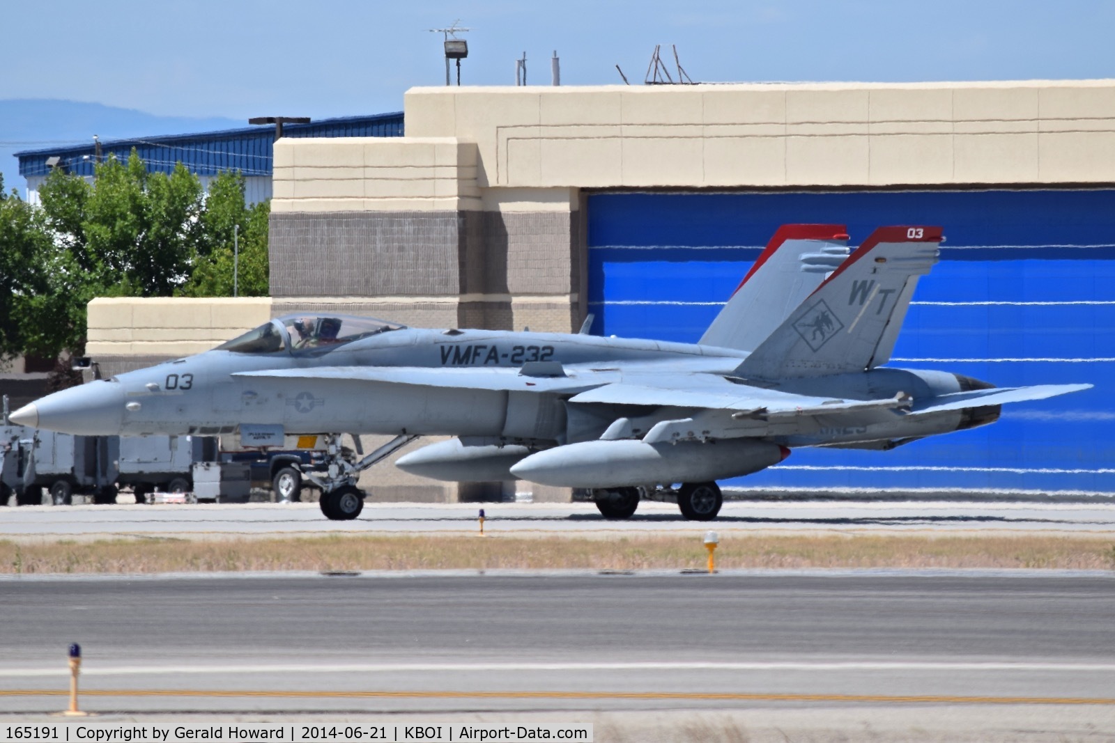 165191, McDonnell Douglas F/A-18C Hornet C/N 1331/C416, Taxiing on Bravo.  VMFA-232 
