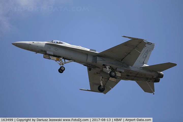 163499, 1988 McDonnell Douglas F/A-18C Hornet C/N 0739/C054, F/A-18C Hornet 163499 AD-307 from VFA-106 