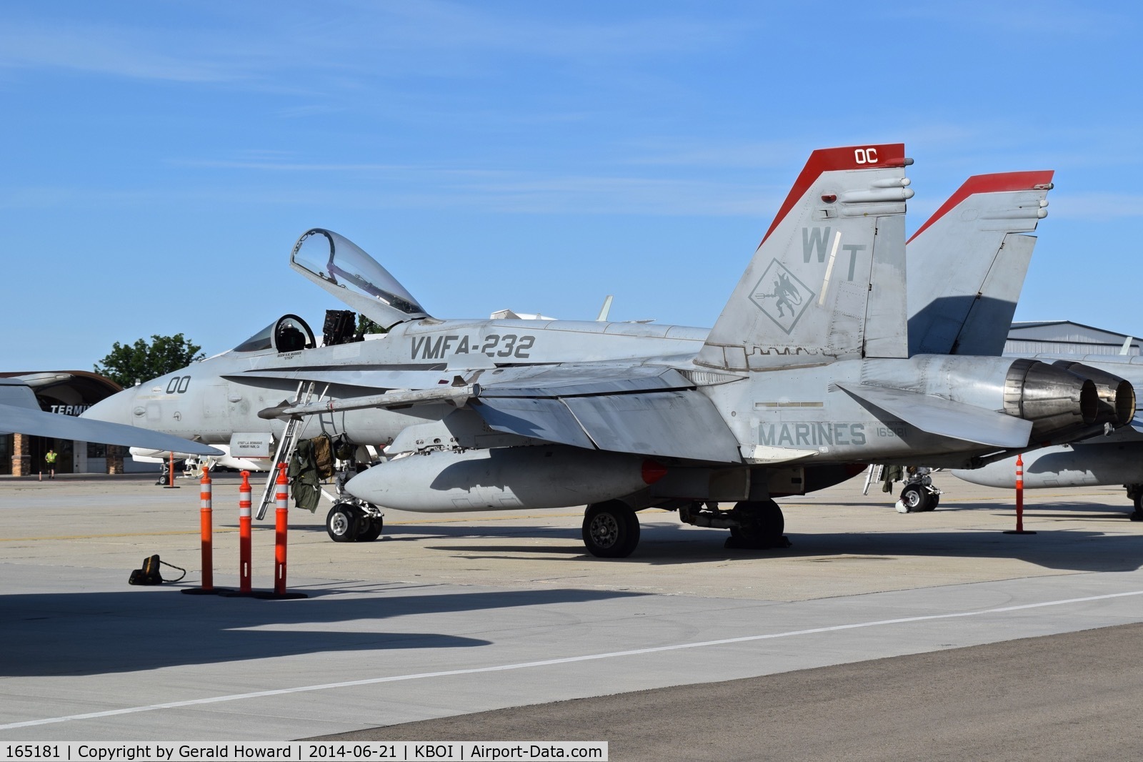 165181, McDonnell Douglas F/A-18C Hornet C/N 1304/C406, Parked on the south GA ramp.  VMFA-232 