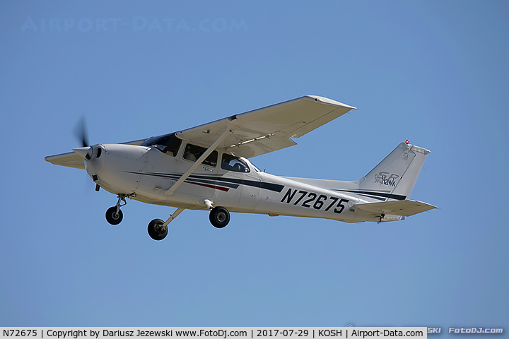 N72675, 2001 Cessna 172S C/N 172S8977, Cessna 172S Skyhawk  C/N 172S8977, N72675