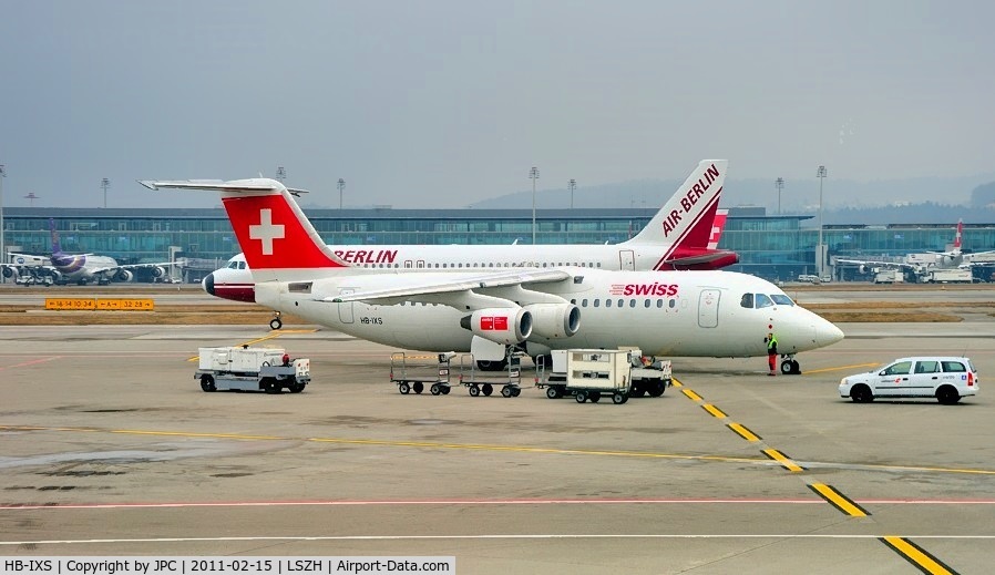 HB-IXS, 1995 British Aerospace Avro 146-RJ100 C/N E3280, Now gone...