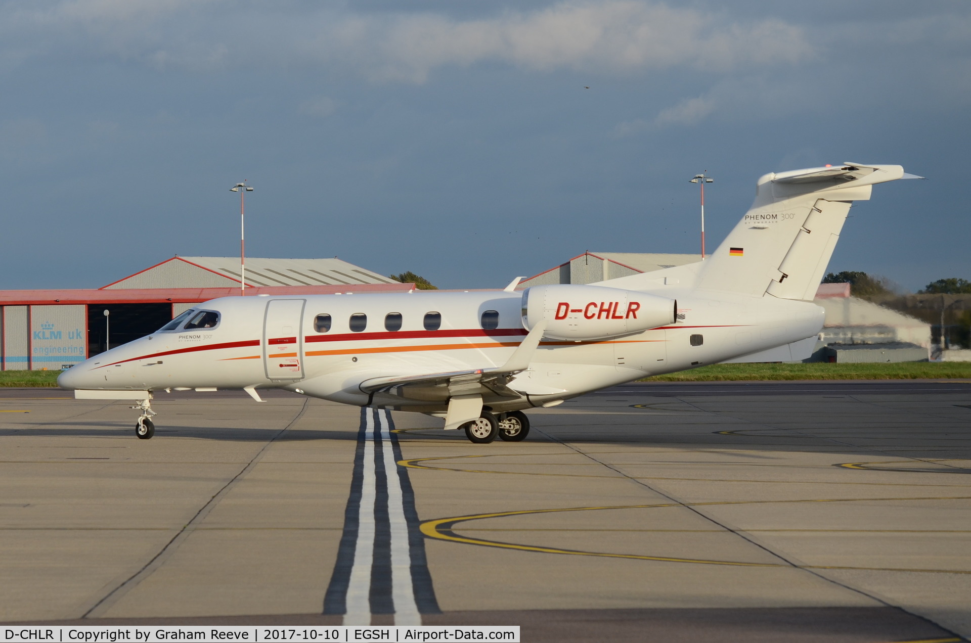 D-CHLR, 2011 Embraer EMB-505 Phenom 300 C/N 50500066, Departing from Norwich.