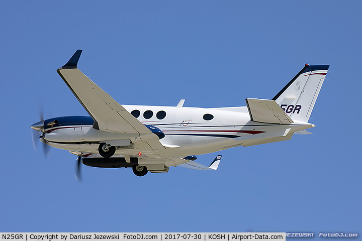 N25GR, 1996 Raytheon C90A King Air C/N LJ-1440, Raytheon Aircraft Company C90A King Air  C/N LJ-1440, N25GR