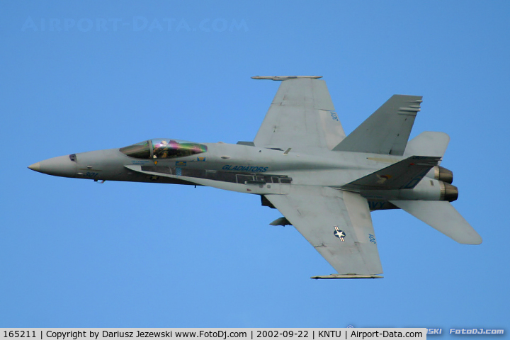 165211, McDonnell Douglas F/A-18C Hornet C/N 1384/C436, F/A-18C Hornet 165211 AD-301 from VFA-106 'Gladiators' NAS Oceana, VA