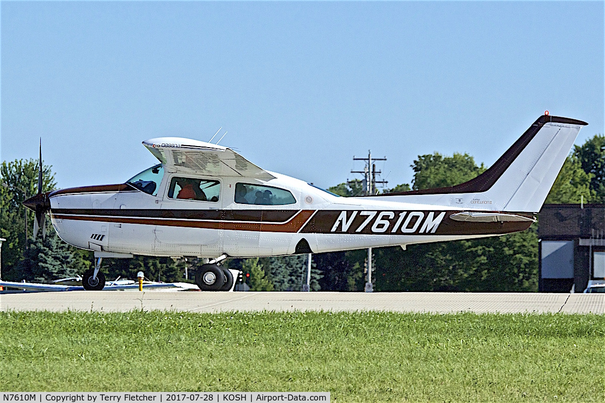 N7610M, 1977 Cessna T210M Turbo Centurion C/N 21062030, at 2017 EAA AirVenture at Oshkosh