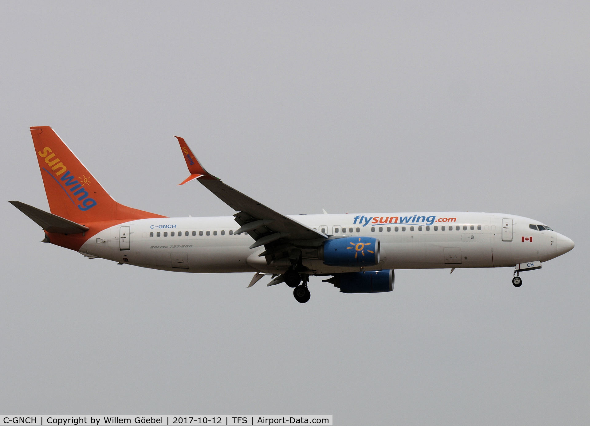 C-GNCH, 2014 Boeing 737-81D C/N 39438, Landing on TFS airport of Tenerife