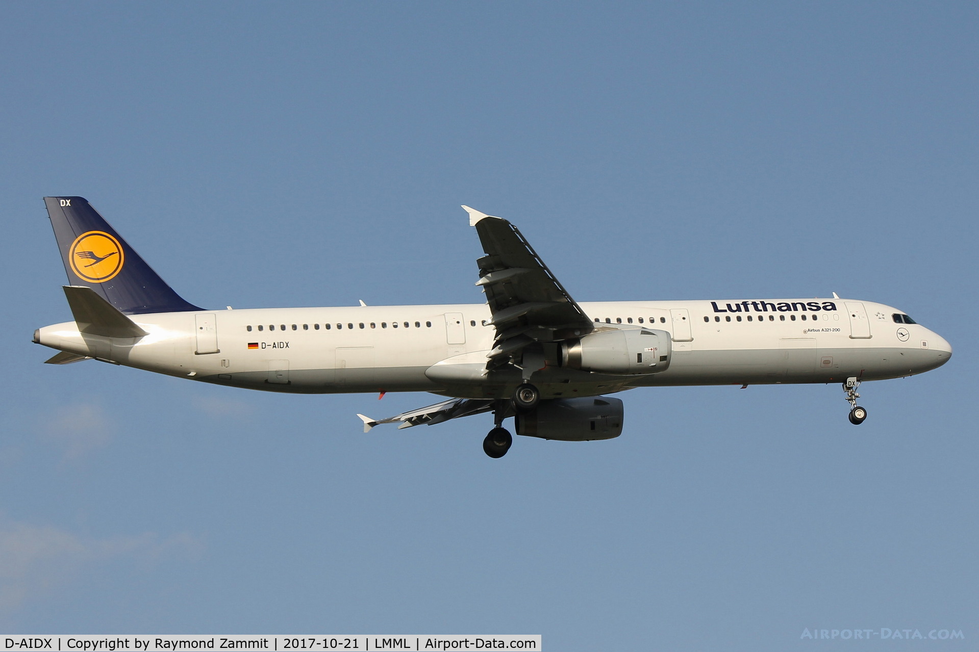 D-AIDX, 2015 Airbus A321-231 C/N 6451, A321 D-AIDX Lufthansa