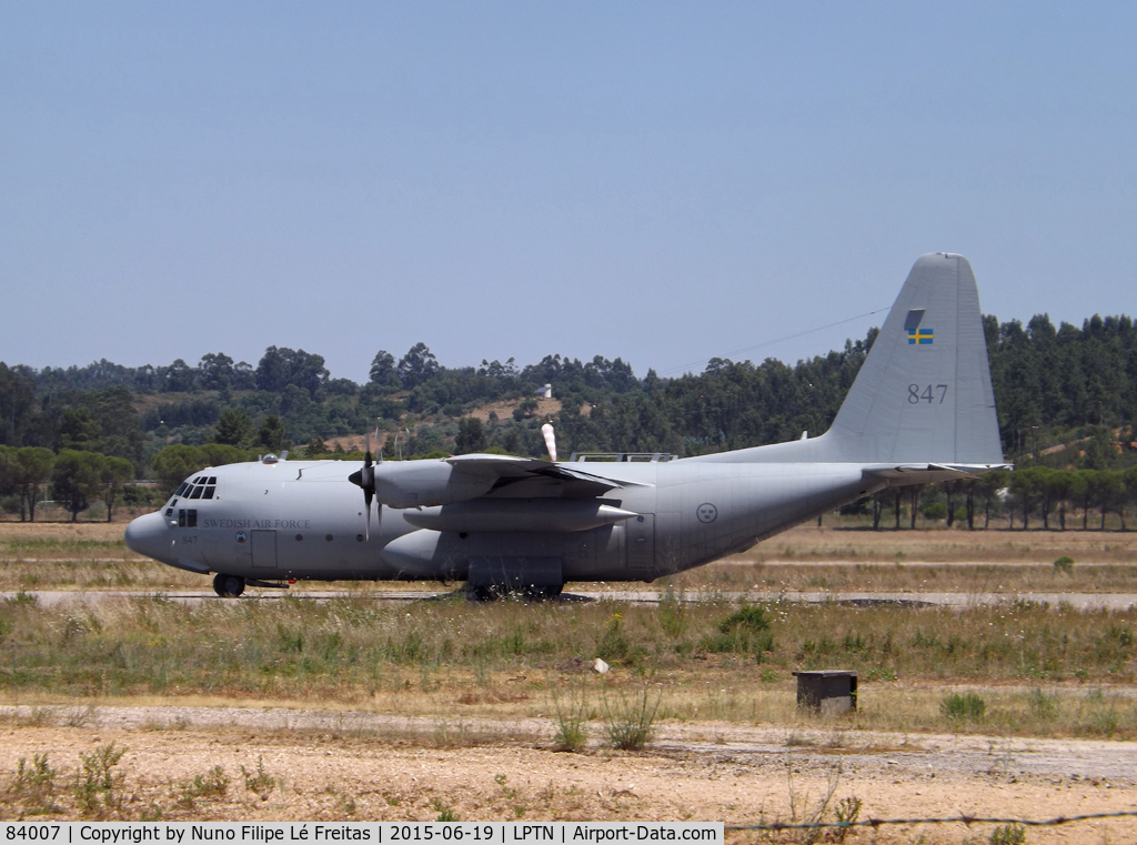 84007, Lockheed C-130H Hercules C/N 382-4887, During the European Air Transport Training 2015.