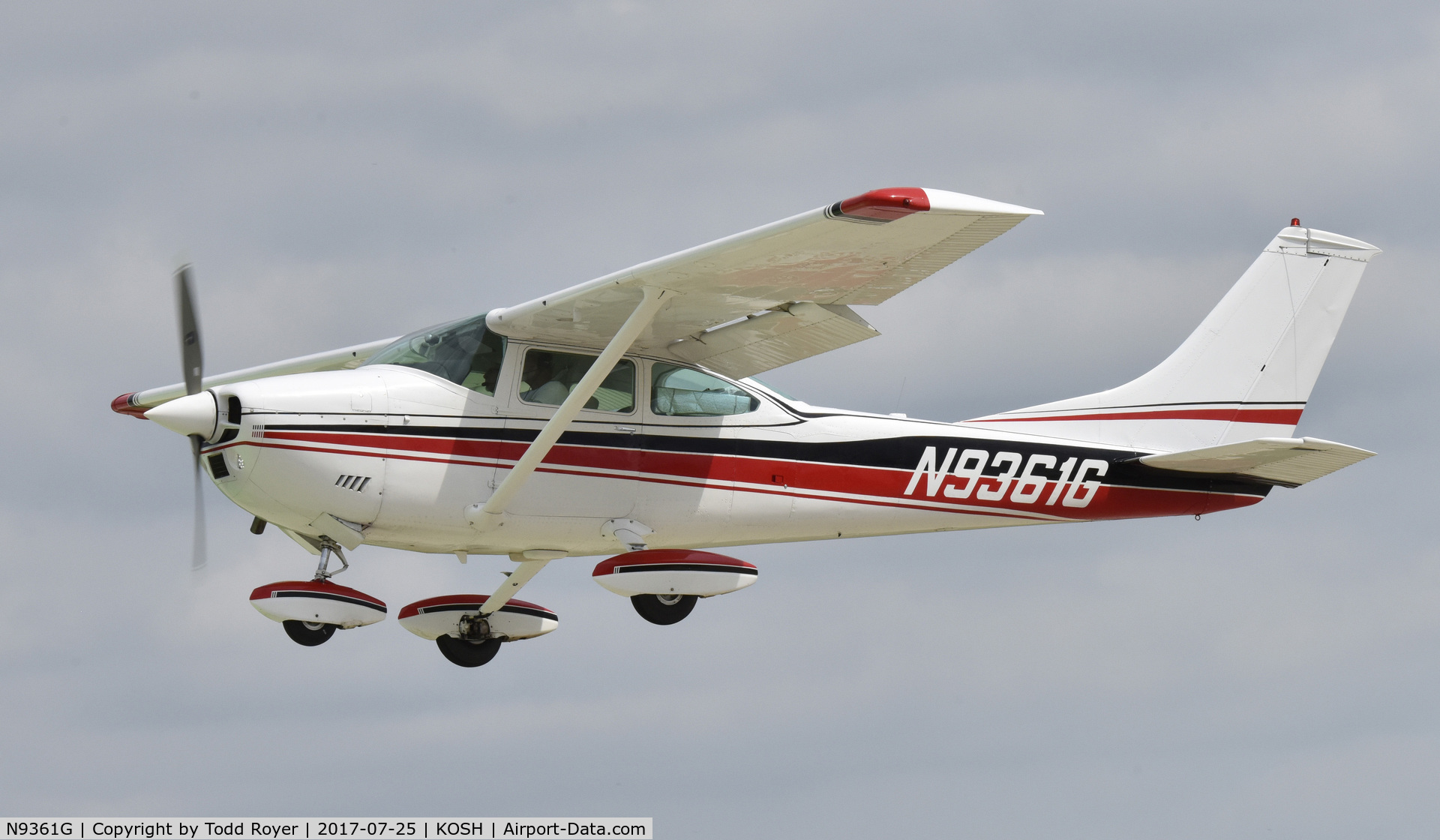 N9361G, 1971 Cessna 182P Skylane C/N 18260901, Airventure 2017