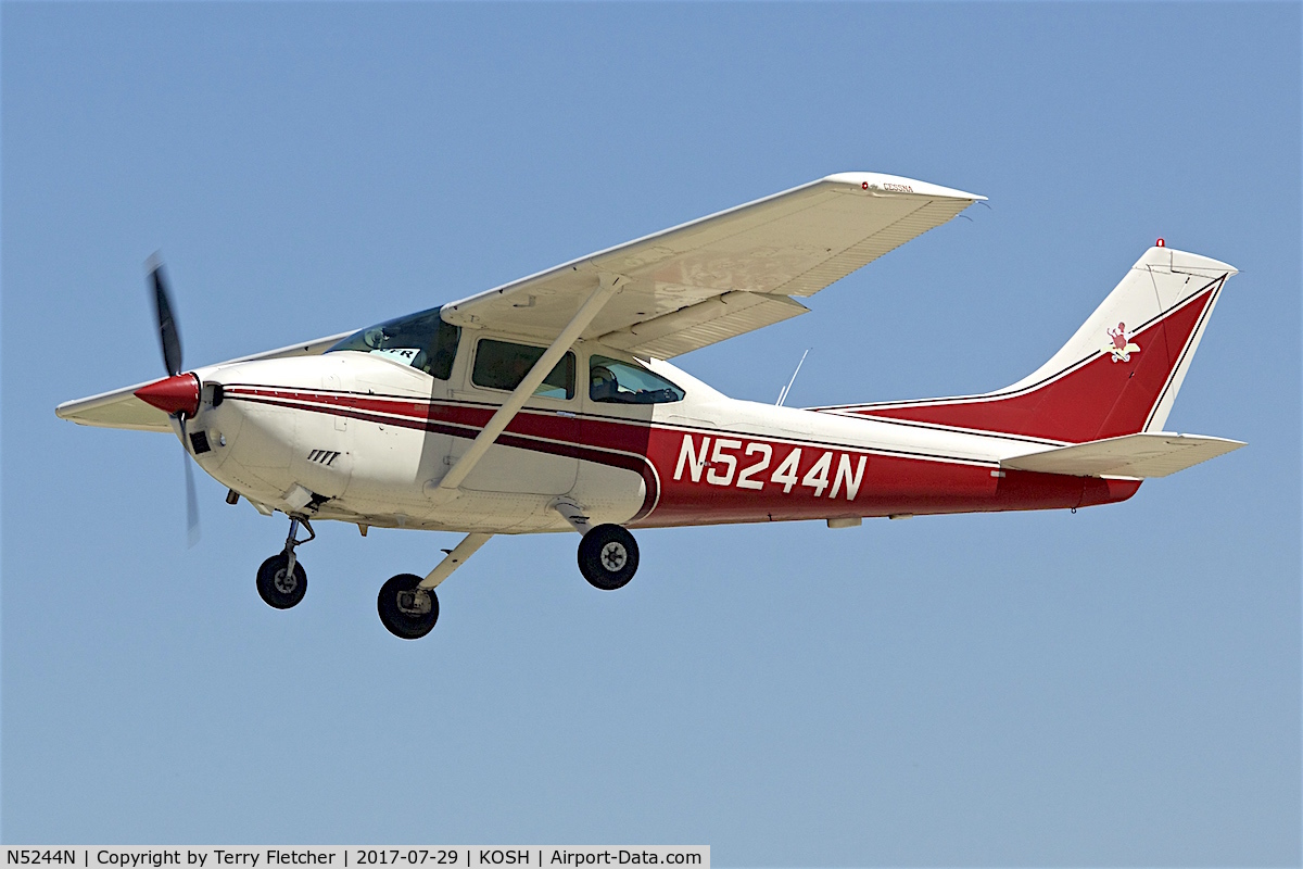 N5244N, 1980 Cessna 182Q Skylane C/N 18267594, at 2017 EAA AirVenture at Oshkosh