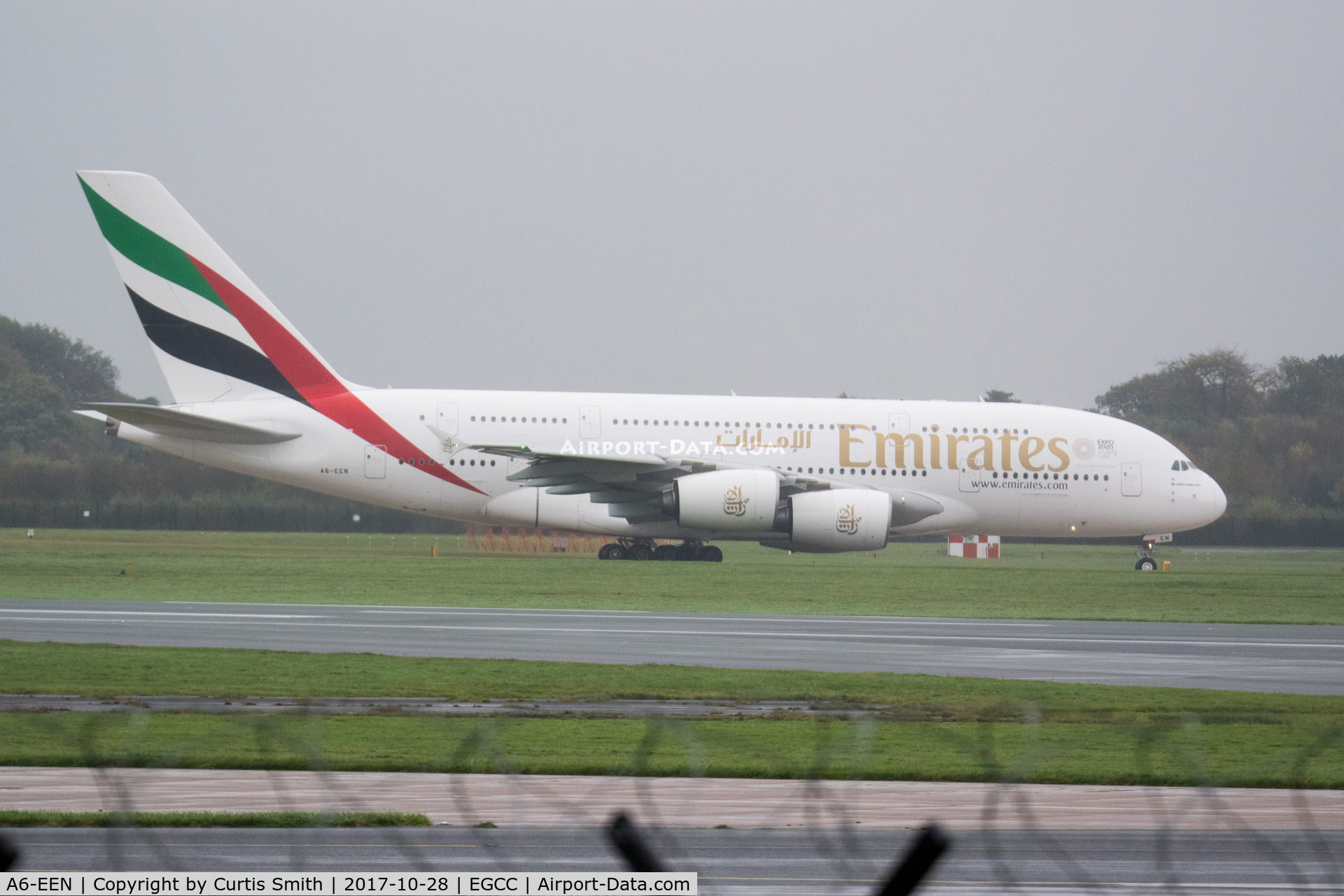 A6-EEN, 2013 Airbus A380-861 C/N 135, A6-EEN Seen at EGCC/MAN