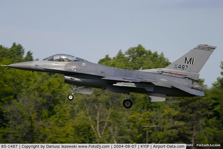 85-1487, 1985 General Dynamics F-16C Fighting Falcon C/N 5C-267, F-16C Fighting Falcon 85-1487 MI from 107th FS 