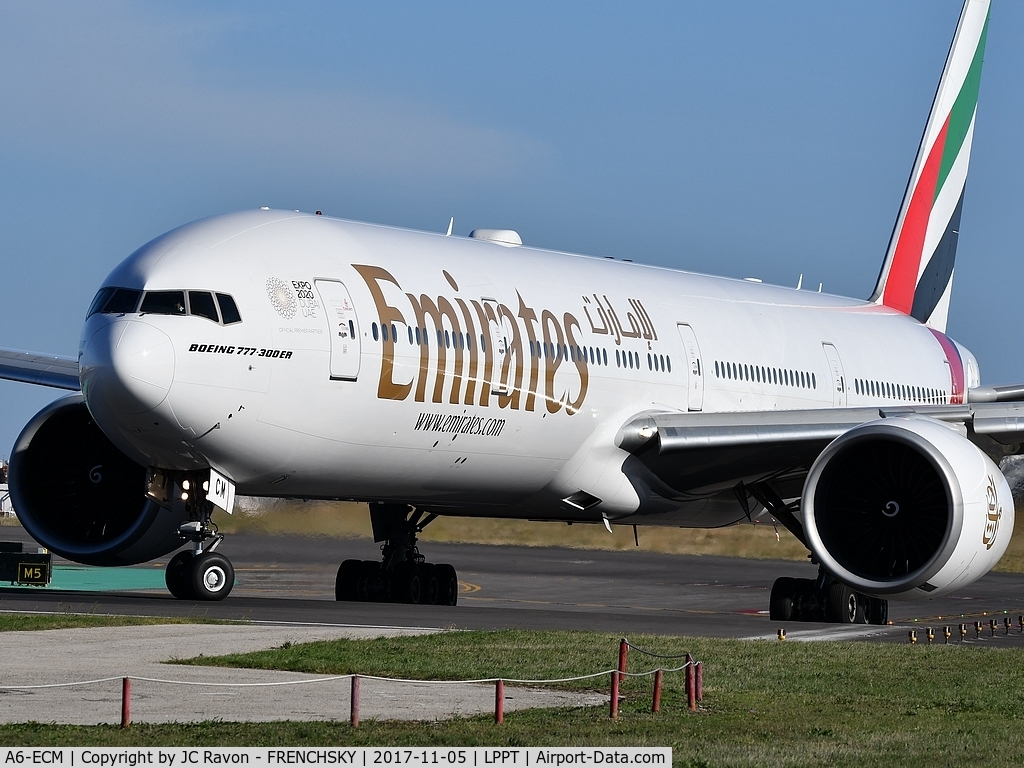 A6-ECM, 2009 Boeing 777-36N/ER C/N 37703, EK192 departure to Dubai