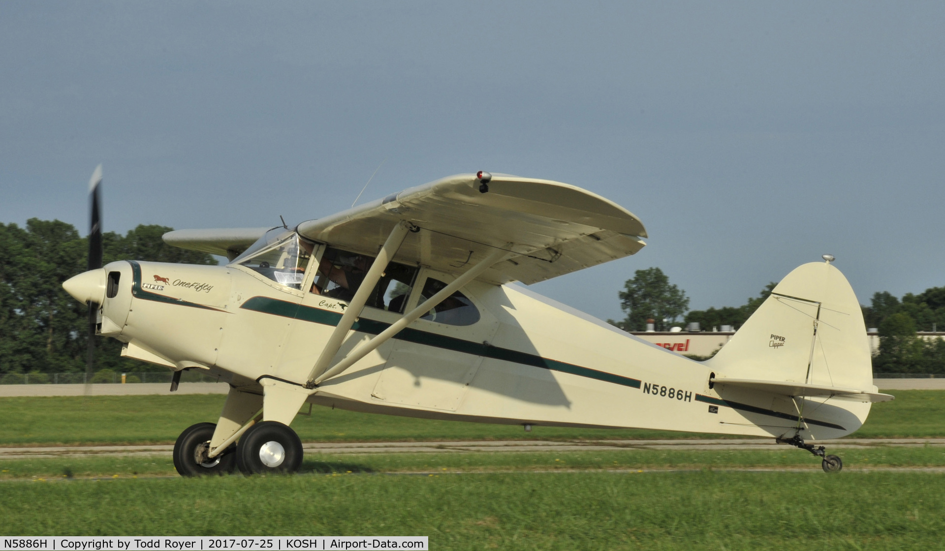 N5886H, 1949 Piper PA-16 Clipper C/N 16-503, Airventure 2017